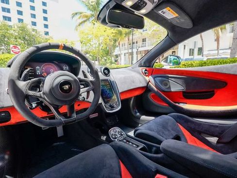 Used 2019 McLaren 600LT RWD image 77