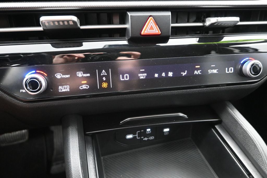 Certified 2026 Kia Sportage LX FWD image 20