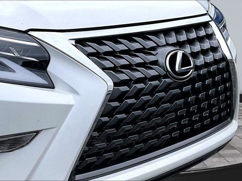 Used 2017 Lexus GX 460 w/ Navigation Package AWD/4WD image 36