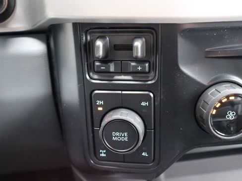 New 2026 Ford F350 XLT w/ FX4 Off-Road Package AWD/4WD image 31