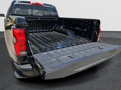New 2026 Chevrolet Colorado LT w/ LT Convenience Package RWD image 6
