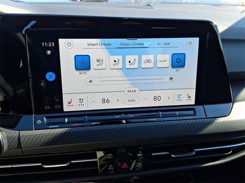 Certified 2024 Volkswagen Golf R 2.0T image 16