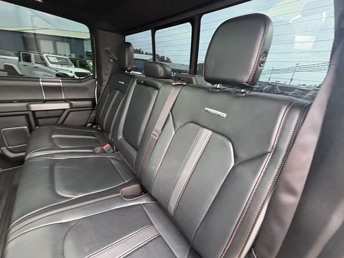 Used 2018 Ford F150 Platinum w/ Equipment Group 701A Luxury AWD/4WD image 19