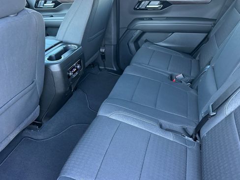 New 2025 Chevrolet Tahoe LS image 12