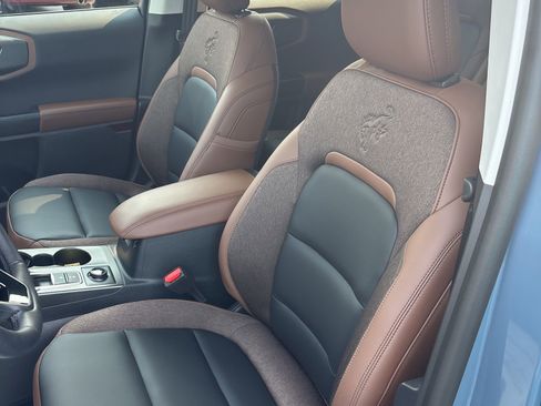 Used 2025 Ford Bronco Sport Outer Banks w/ Outer Banks Tech Package+ image 32