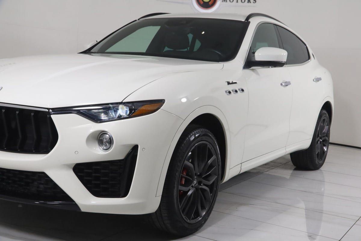 Used 2022 Maserati Levante Modena AWD/4WD image 47