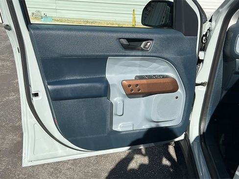 Certified 2024 Ford Maverick Lariat image 10