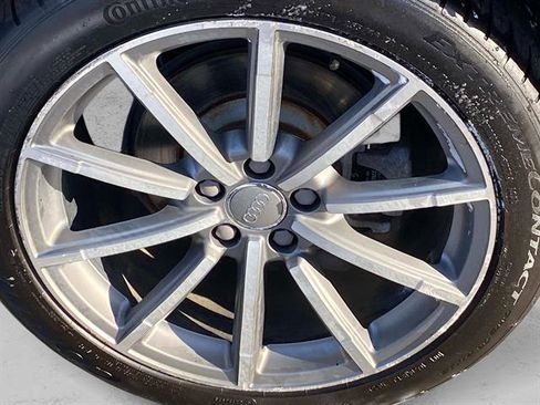 Used 2018 Audi Q3 2.0T Premium Plus w/ Premium Plus Package image 23