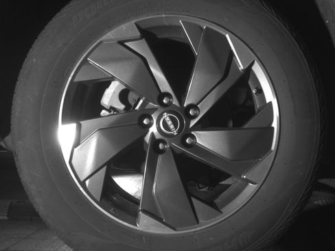 Used 2025 Nissan Rogue SV AWD/4WD image 15