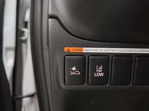 Used 2020 Mitsubishi Outlander SEL FWD image 30