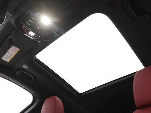 Used 2025 Maserati Grecale Folgore image 15