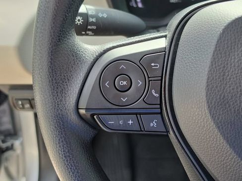Used 2026 Toyota Corolla LE FWD image 28