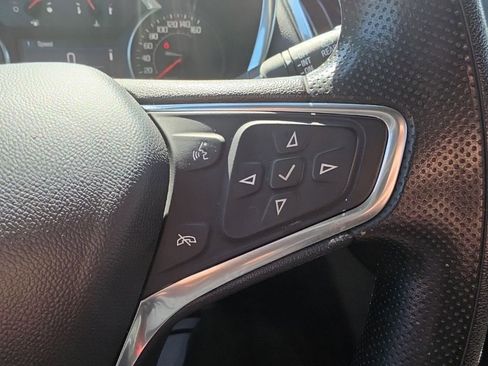 Used 2019 Chevrolet Equinox LT w/ LPO, Blackout Package AWD/4WD image 12