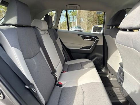 New 2025 Toyota RAV4 XLE image 27