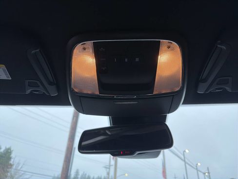 Used 2016 Dodge Charger R/T Scat Pack w/ Technology Group image 39