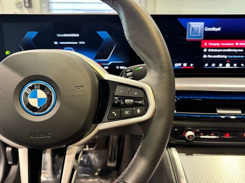 Used 2025 BMW i4 M50 w/ Premium Package image 18