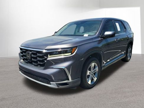 Used 2024 Honda Pilot EX-L image 11