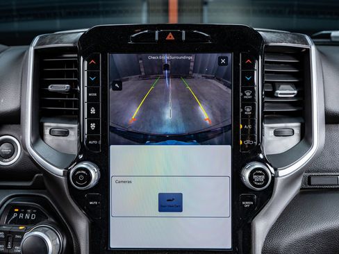 Used 2024 RAM 1500 Big Horn image 27