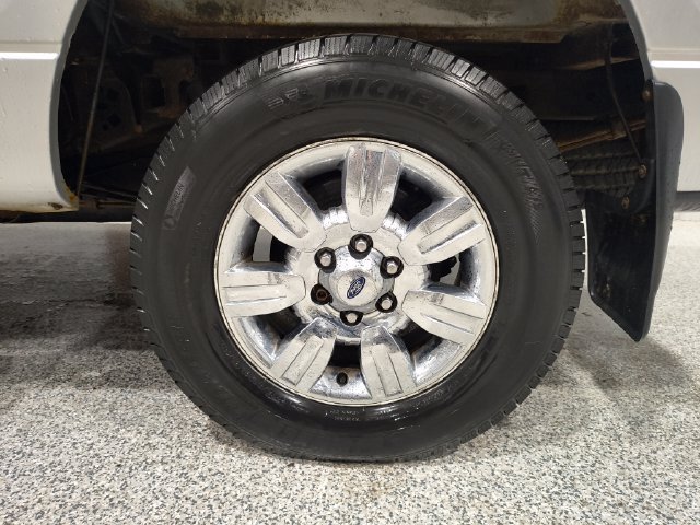 Used 2011 Ford F150 XLT w/ XLT Chrome Pkg AWD/4WD image 16