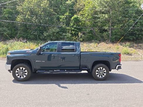 Used 2025 Chevrolet Silverado 2500 LT w/ All Star Edition AWD/4WD image 5