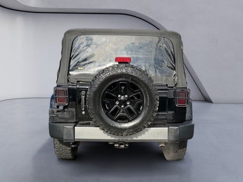 Used 2015 Jeep Wrangler Sport image 4