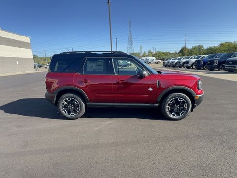 New 2025 Ford Bronco Sport Outer Banks w/ Outer Banks Tech Package+ image 4