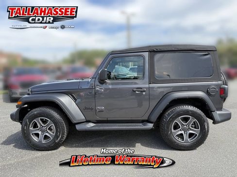 Used 2022 Jeep Wrangler Sport AWD/4WD image 7