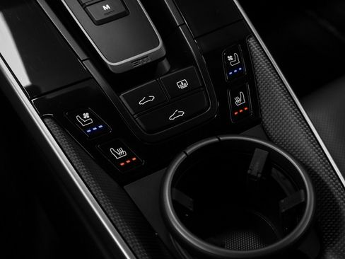 Used 2024 Porsche 911 Carrera 4S image 46