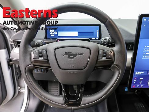 Used 2021 Ford Mustang Mach-E Select w/ Comfort/Technology Package AWD/4WD image 12
