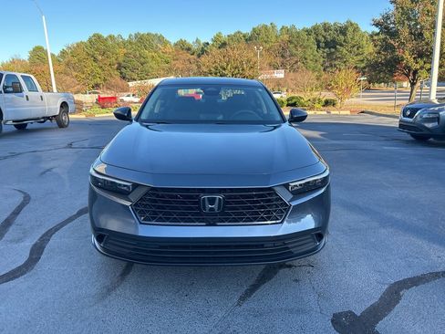 Used 2024 Honda Accord EX image 2