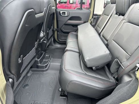 New 2026 Jeep Wrangler Unlimited Rubicon image 19