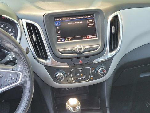 Used 2020 Chevrolet Equinox LT w/ LPO, Floor Liner Package AWD/4WD image 15