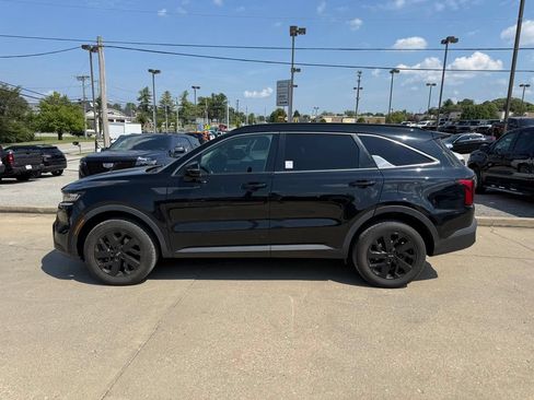 Used 2021 Kia Sorento S w/ Panoramic Sunroof Package AWD/4WD image 9