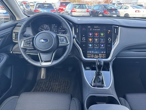 Used 2025 Subaru Outback Premium image 2