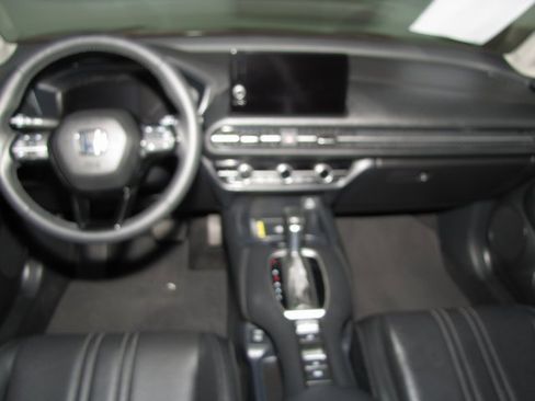 Certified 2024 Honda HR-V EX-L image 14