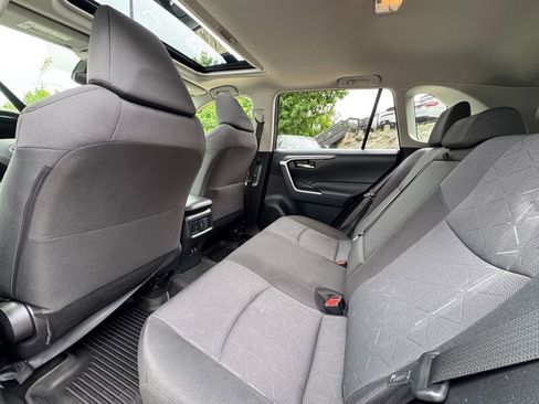 Used 2019 Toyota RAV4 XLE w/ All Weather Liner Package AWD/4WD image 17
