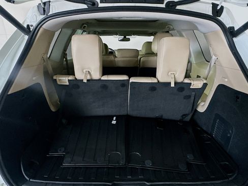 Used 2020 Nissan Pathfinder Platinum w/ Cargo Package image 30