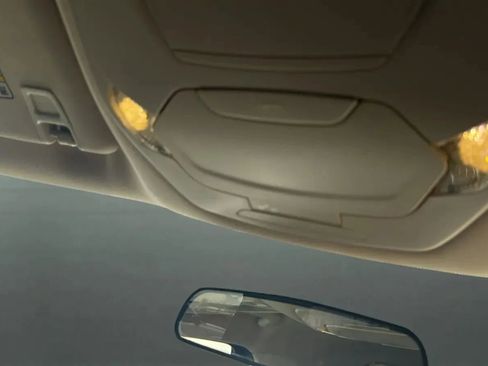 Used 2017 Ford Escape SE FWD image 23