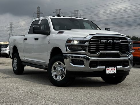 New 2026 RAM 2500 Tradesman AWD/4WD image 2