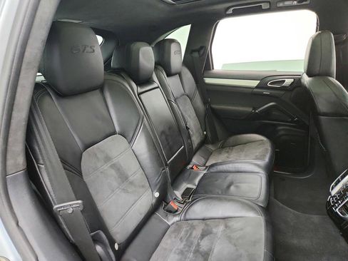 Used 2016 Porsche Cayenne GTS AWD/4WD image 29