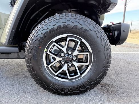 New 2026 Jeep Gladiator Rubicon image 30