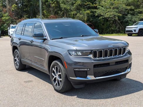 Used 2024 Jeep Grand Cherokee L Limited AWD/4WD image 58