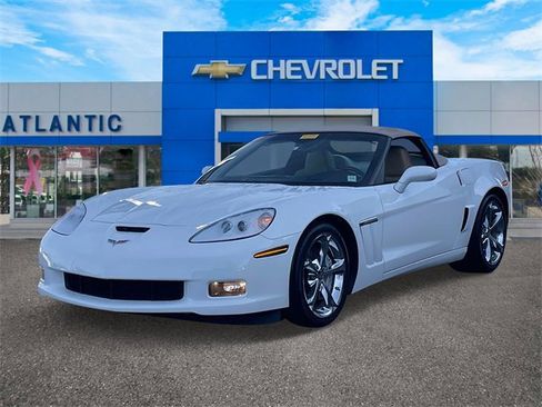 Used 2012 Chevrolet Corvette Grand Sport w/ 3LT Preferred Equipment Group image 4