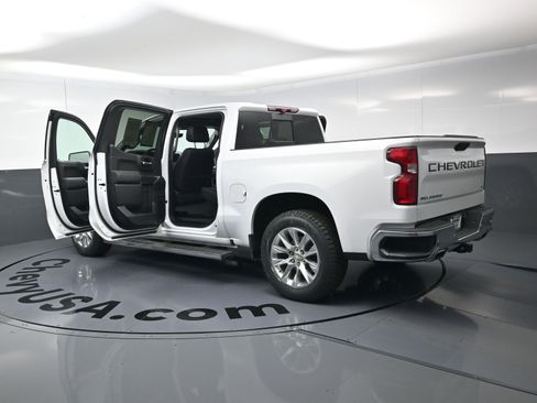 Used 2021 Chevrolet Silverado 1500 LTZ w/ LTZ Premium Package image 28