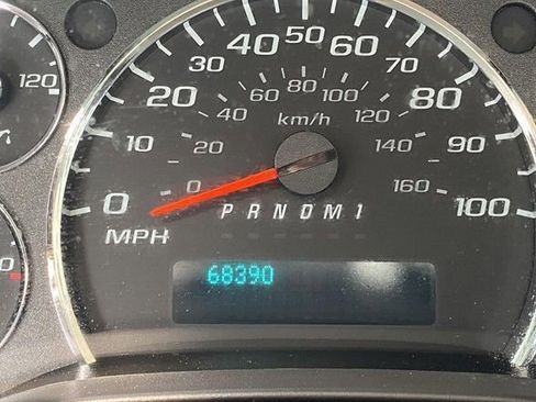 Used 2024 Chevrolet Express 3500 w/ Power Convenience Package RWD image 18