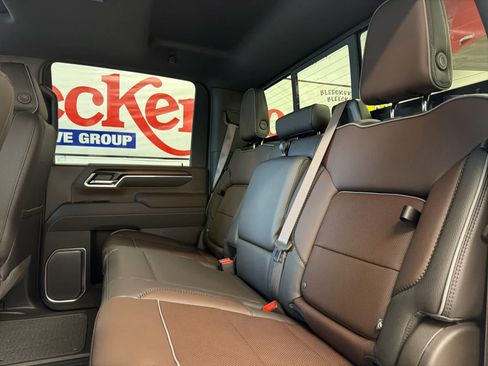 New 2026 GMC Sierra 2500 Denali w/ Denali Reserve Package image 23