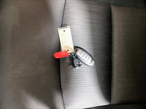 Used 2019 Nissan Altima 2.5 S FWD image 10