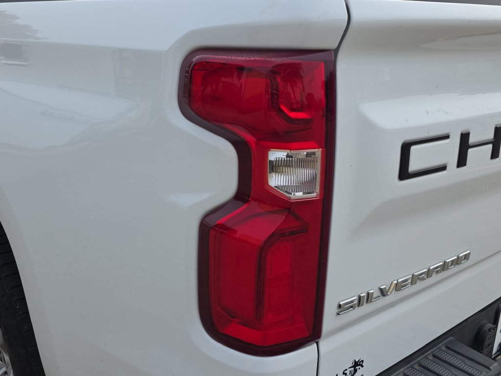 Used 2020 Chevrolet Silverado 1500 RST AWD/4WD image 16