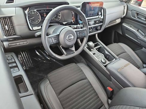 Used 2024 Nissan Pathfinder Rock Creek image 10