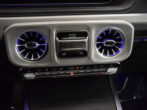 Certified 2025 Mercedes-Benz G 63 AMG AMG G 63 image 27